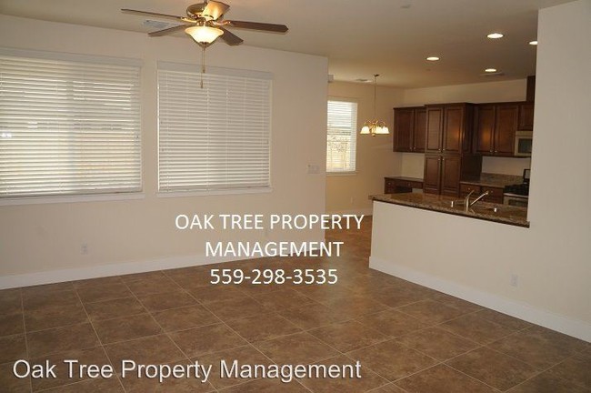 Building Photo - 3 br, 2 bath House - 6686 E. Flint Way