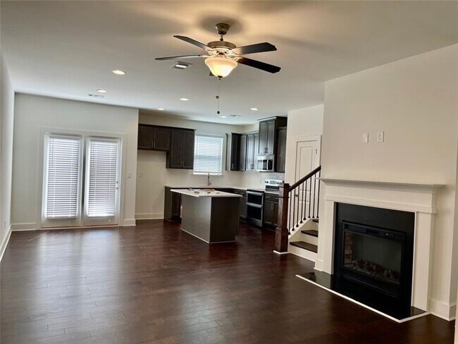 Building Photo - 175 N Auburn Landing Pl