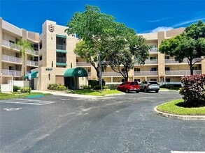 Building Photo - 9587 Weldon Cir