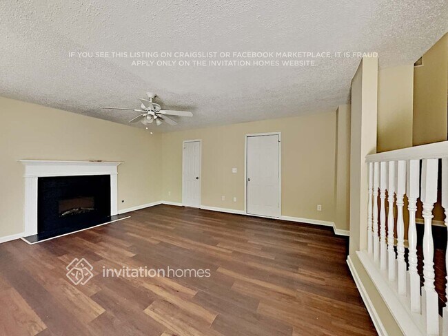 Building Photo - 335 Carrie Dr