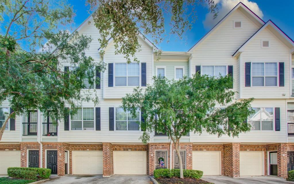 Foto principal - 9200 Westheimer Rd