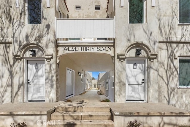 Primary Photo - 1237 E 1st St