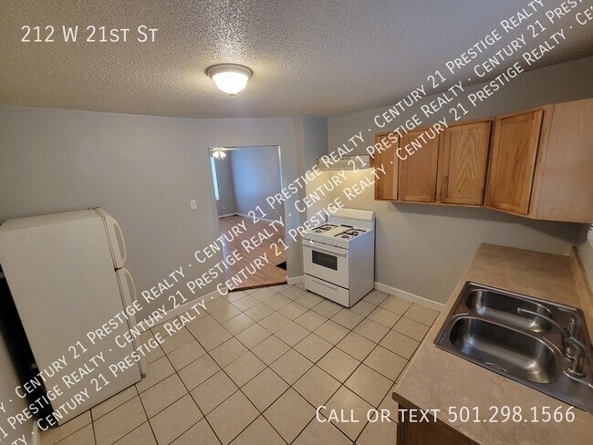 Foto del edificio - 212 W 21st St