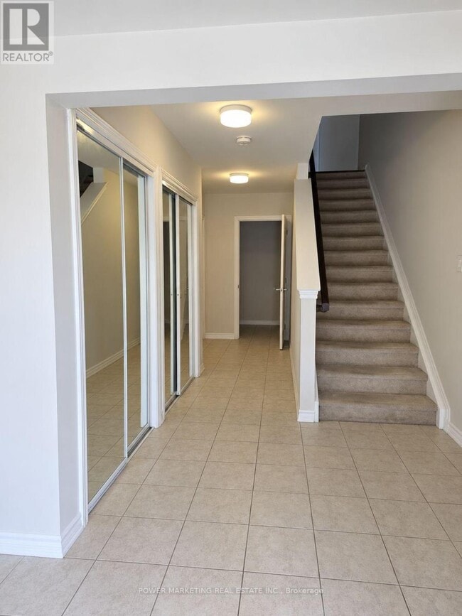 Building Photo - 502 Rye Grass Wy