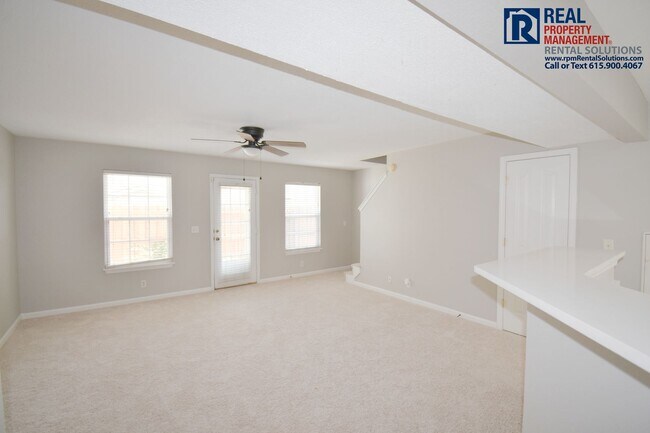 Foto del edificio - 3BR/2.5BA townhome in south Murfreesboro, close to I-24!