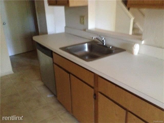 Building Photo - 2 br, 2 bath Townhome - 24831 Cashmere Ct