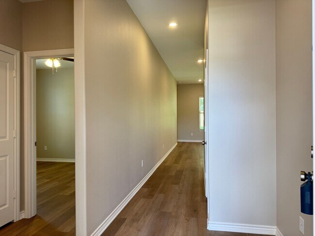 Foto del edificio - 3065 Guinn Farms Rd