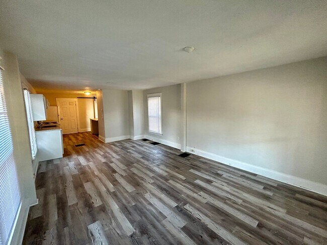 Photo - Cheviot:  Cute quiet 1 bed bungalow.  1 ca... House