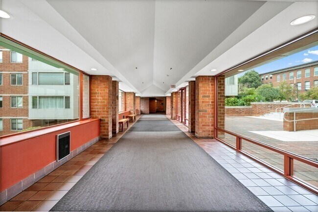 Foto del edificio - 183 Oak St
