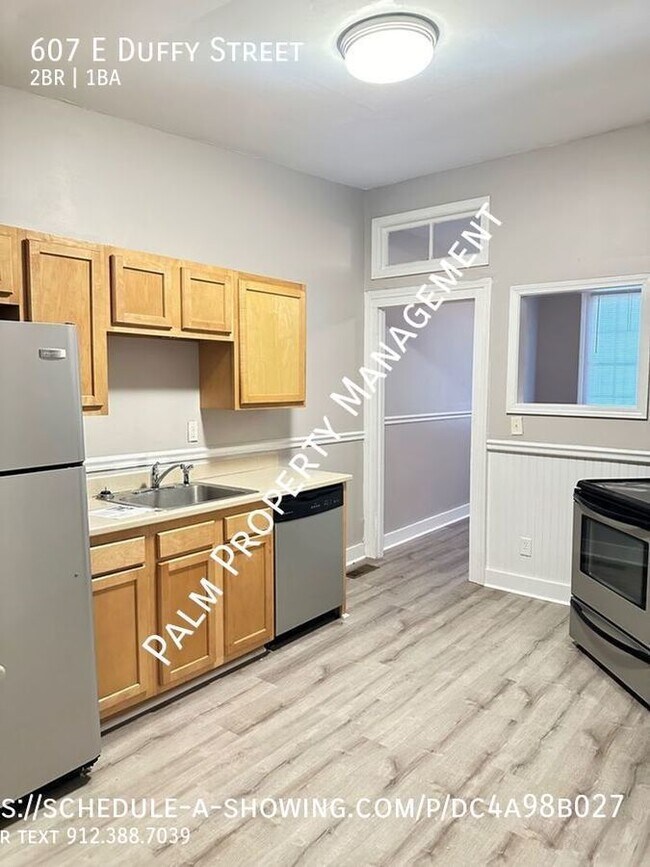 Foto del edificio - 607 E Duffy St