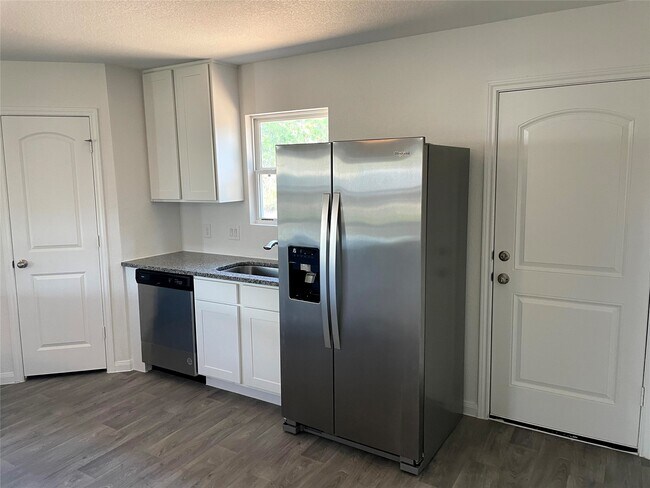 Foto del edificio - 15111 Sorrento Bay Cir