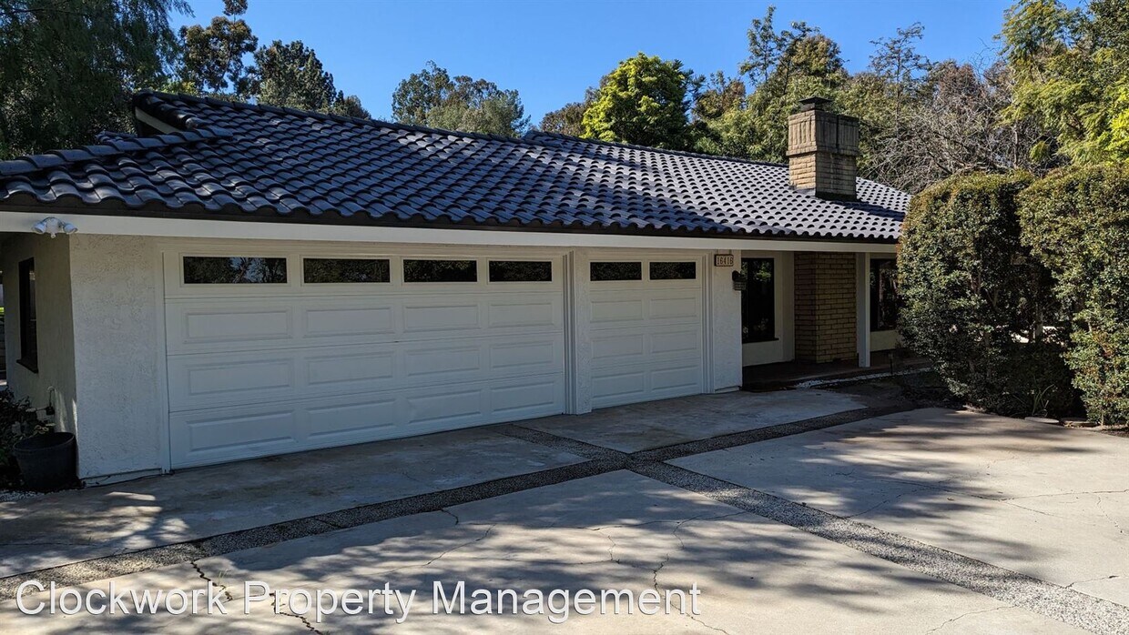 Foto principal - 4 br, 2 bath House - 16416 Valley Springs Rd