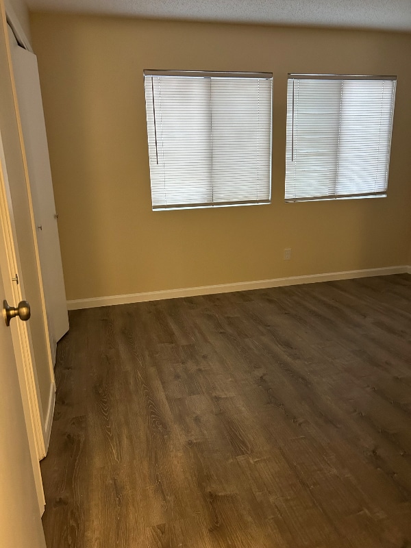 Foto del edificio - 305 Calle Amistosa