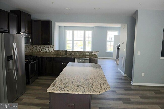 Foto del edificio - 4905 Forest Pines Dr