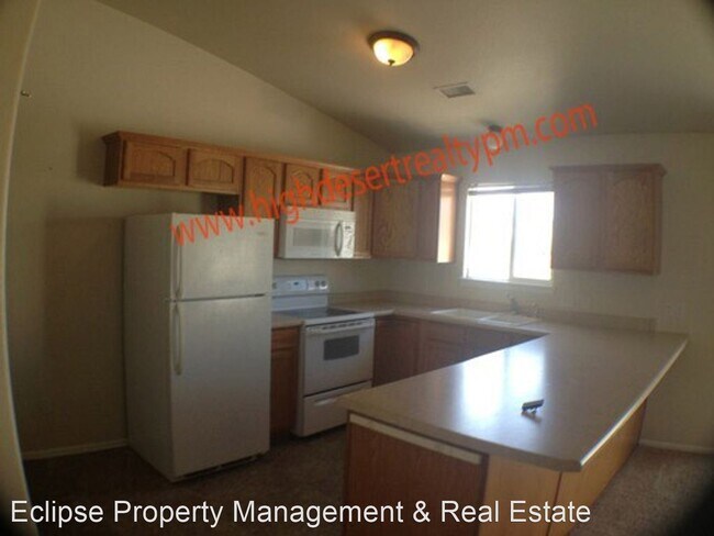 Foto del edificio - 3 br, 2 bath House - 672 S. MESA DR. #A