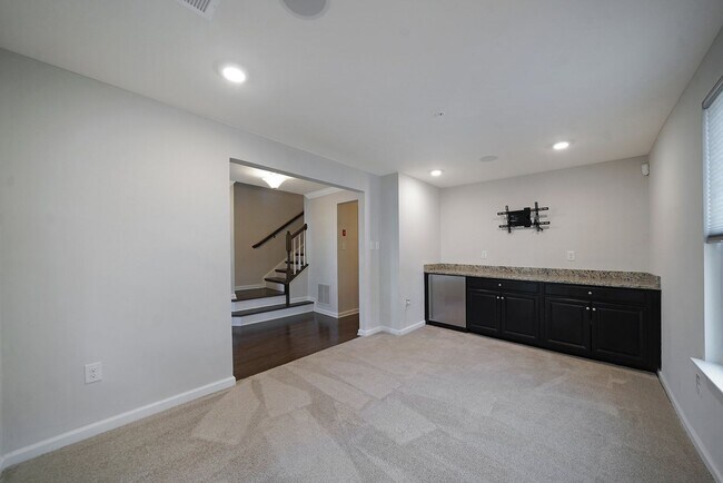 Foto del edificio - Luxury 3 Bedroom 4 Bath Townhome in Atwater Community