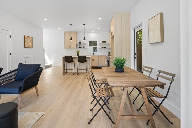 Foto del edificio - 3819 SW Pomona St