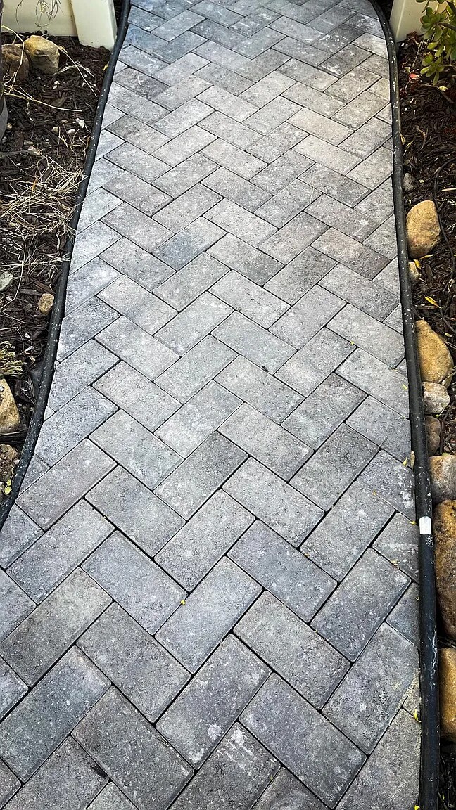 Foto del edificio - 1649 Jade Ave