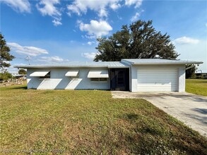 Building Photo - 10345 SW Riverview Cir