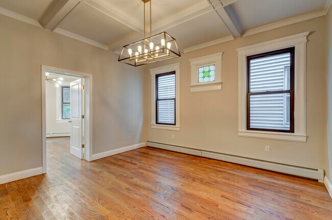 Foto del edificio - 333 Princeton Ave