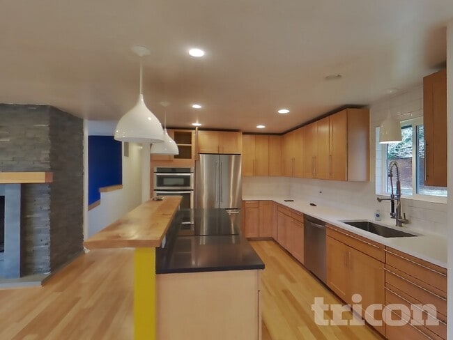 Foto del edificio - 2990 Pickering Pl NE