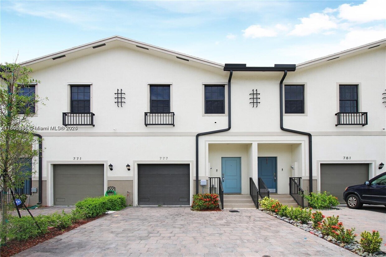 Foto principal - 777 SW 11th St
