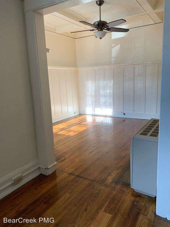 Foto del edificio - 1611 NW Lovejoy St