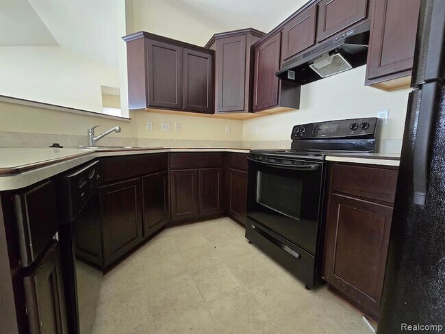 Foto del edificio - 27341 Hidden Oaks Dr