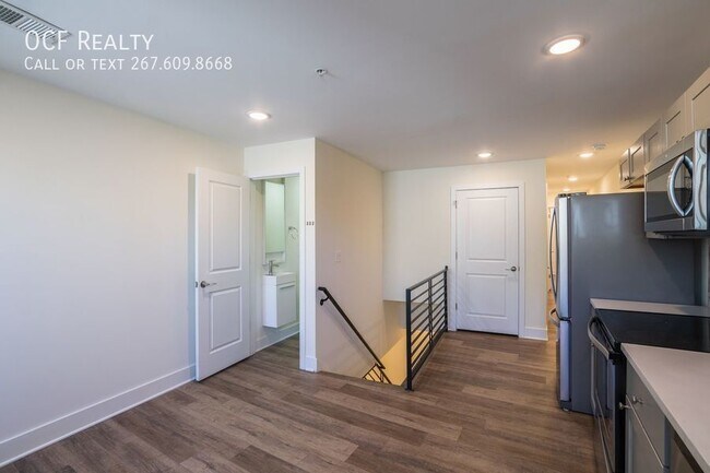 Foto del edificio - 2444 Frankford Ave