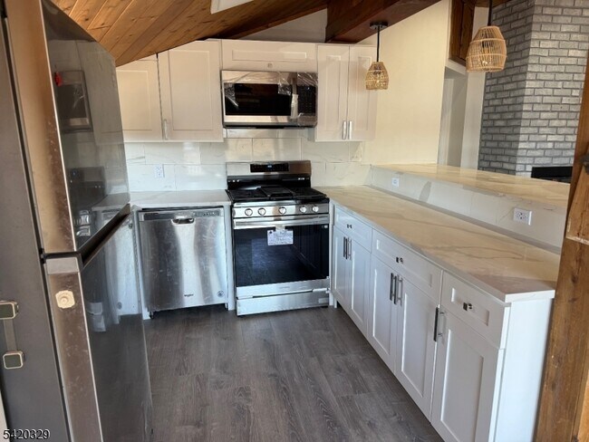 Foto del edificio - 9 MacDonald Rd