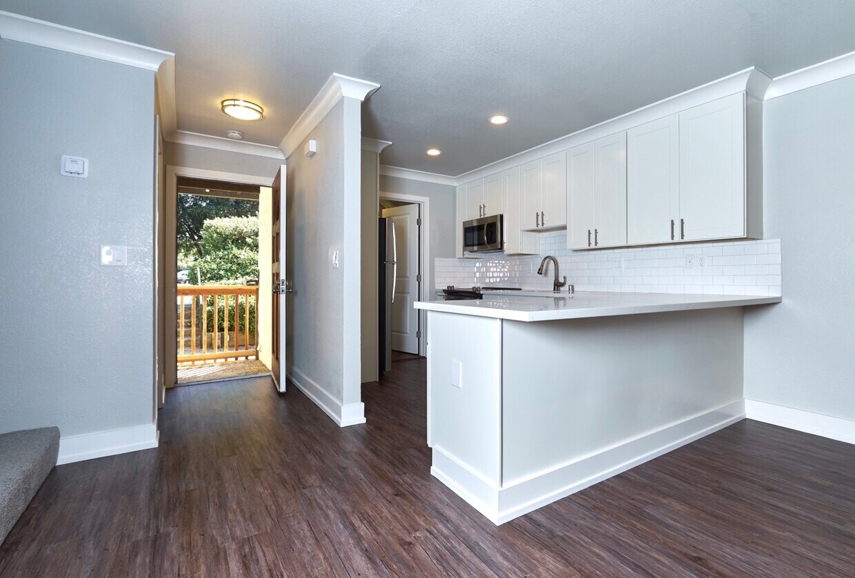Foto principal - 5050 Wilder Dr