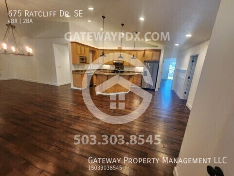 Foto del edificio - 675 Ratcliff Dr SE