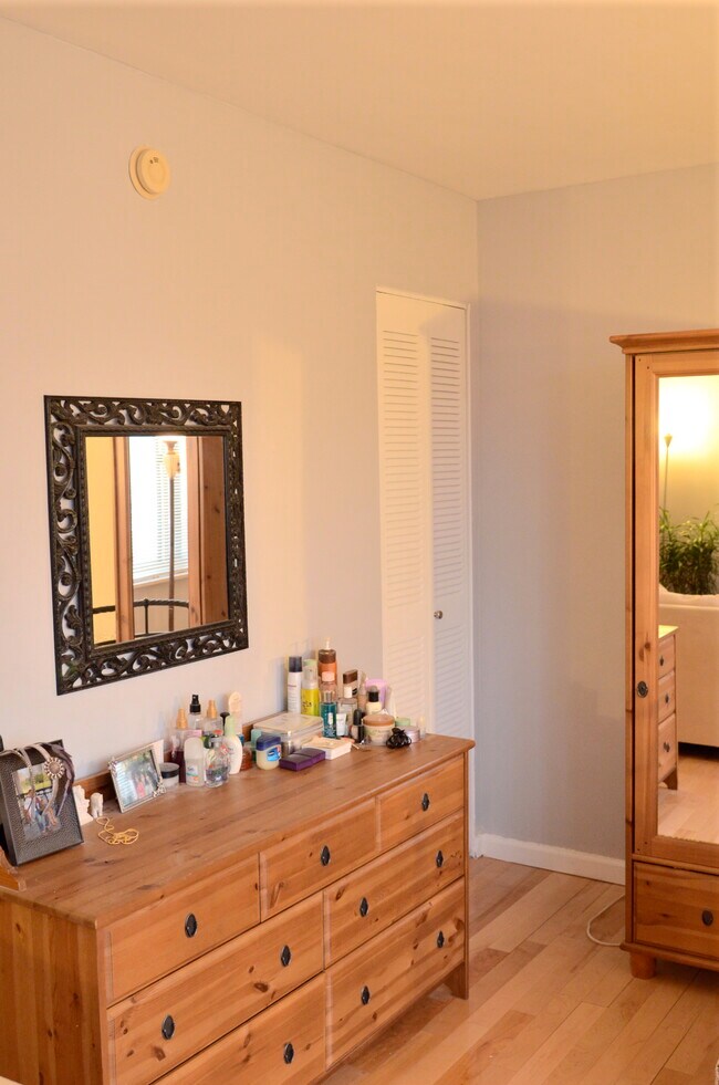 Foto del edificio - 922 24th St NW