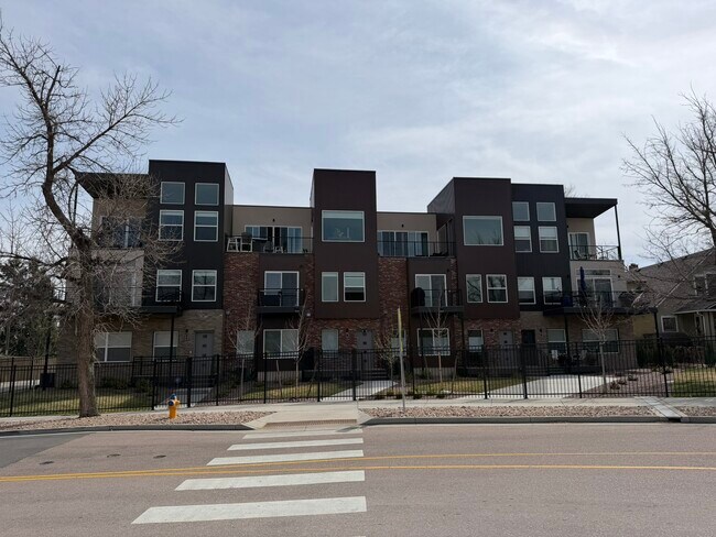 Photo - 1746 Creek Edge Vw Townhome