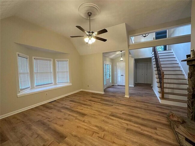 Building Photo - 1854 Hickory Creek Ct NW