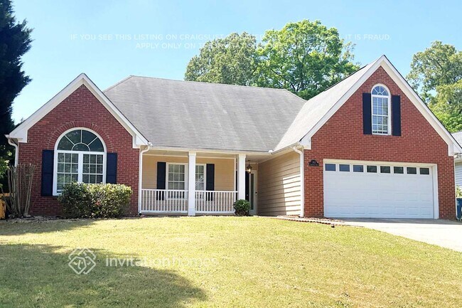 Building Photo - 717 Thornapple Trail SW
