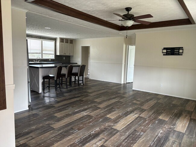 Foto del edificio - 1639 County Line Rd