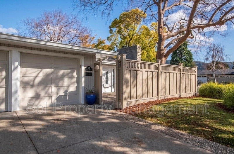 Photo - 116 Camellia Terrace