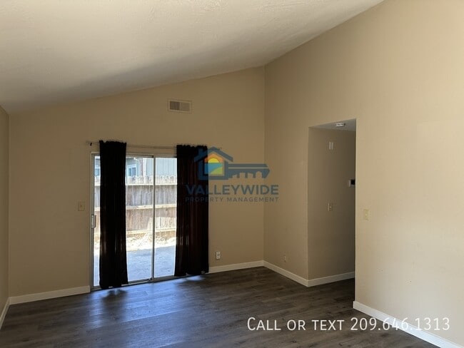 Building Photo - 9523 Cody Way