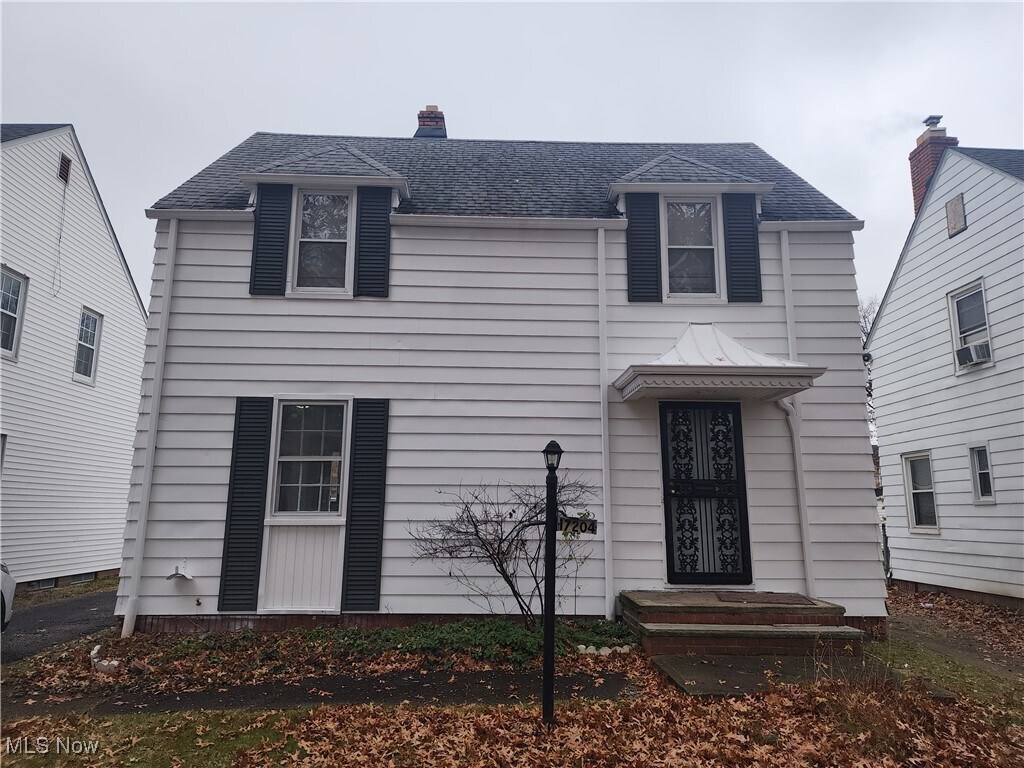 Foto principal - 17204 Walden Ave