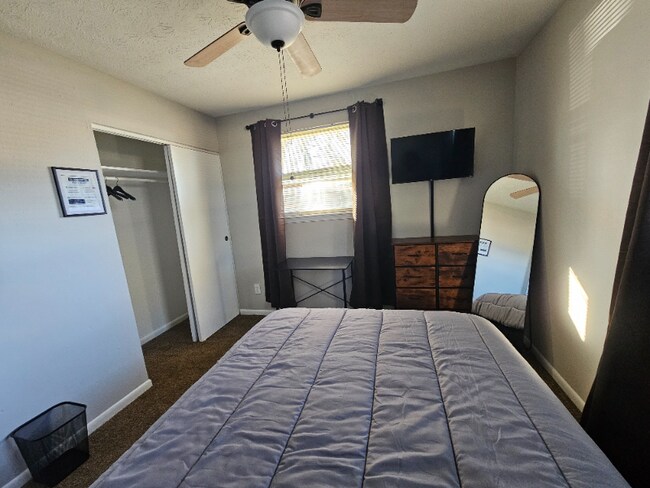 Foto del edificio - 7567 Wendell Dr