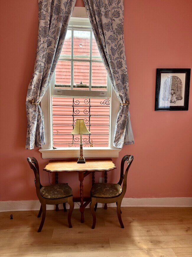 Foto del edificio - 1441 Frenchmen St