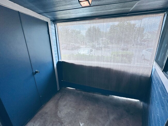 Building Photo - Ground-Floor 1-Bedroom Condo in Gated Community with Pool Access