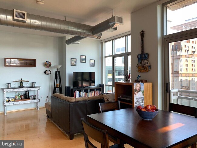 Foto del edificio - 811 4th St NW