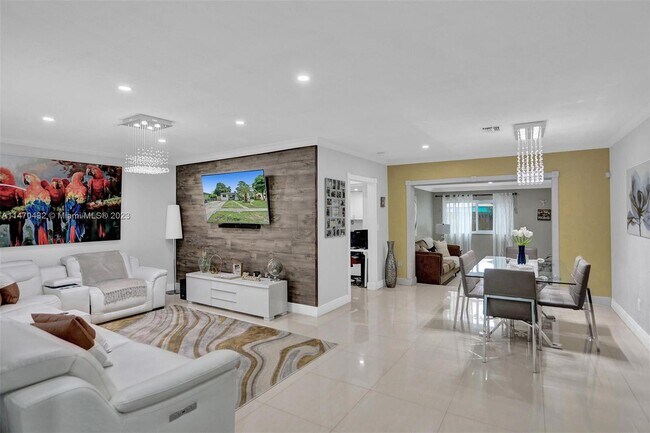 Foto del edificio - 19015 NW 8th Ave