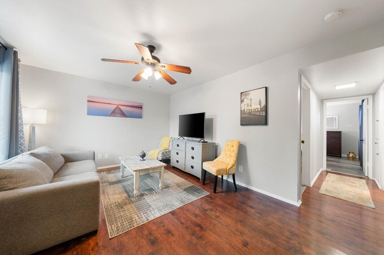 Foto principal - 5904 40th St