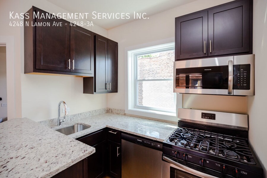 Foto principal - 4248 N Lamon Ave