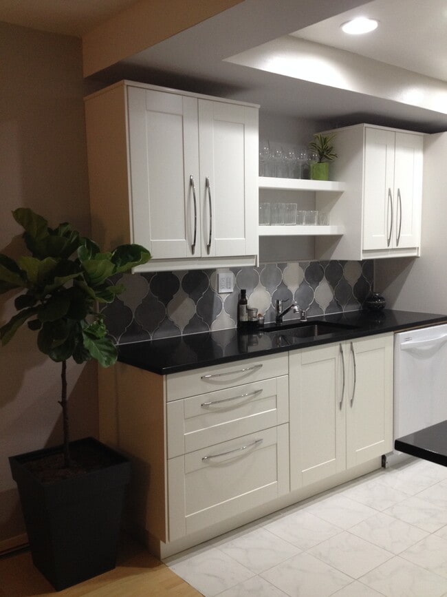 Foto del edificio - 266 S Madison Ave