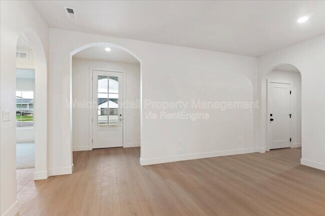 Foto del edificio - 834 E 300 N