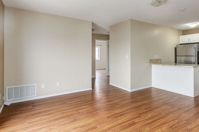 Photo du bâtiment - Oxford Apartments